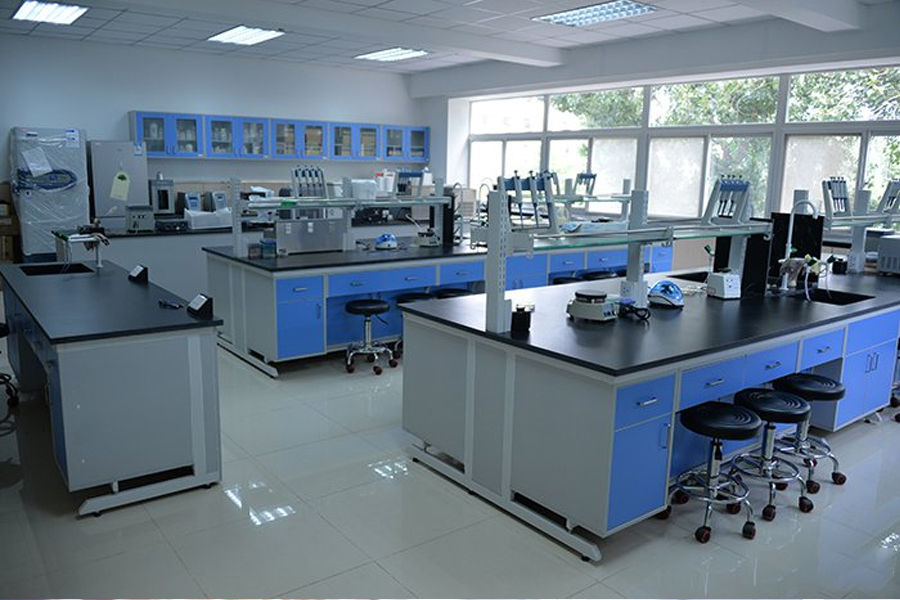 生物实验室(图1)